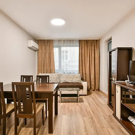 Urban Retreat In The Heart Of Varna Exterior photo