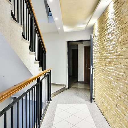Urban Retreat In The Heart Of Varna Exterior photo